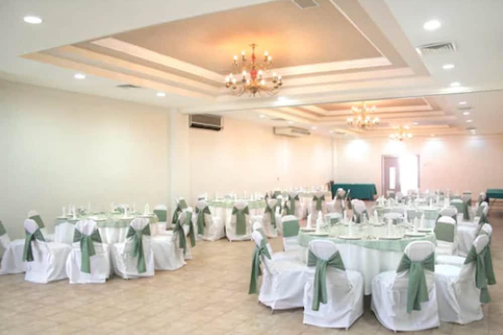 Hotel Plaza Independencia Villahermosa Ngoại thất bức ảnh
