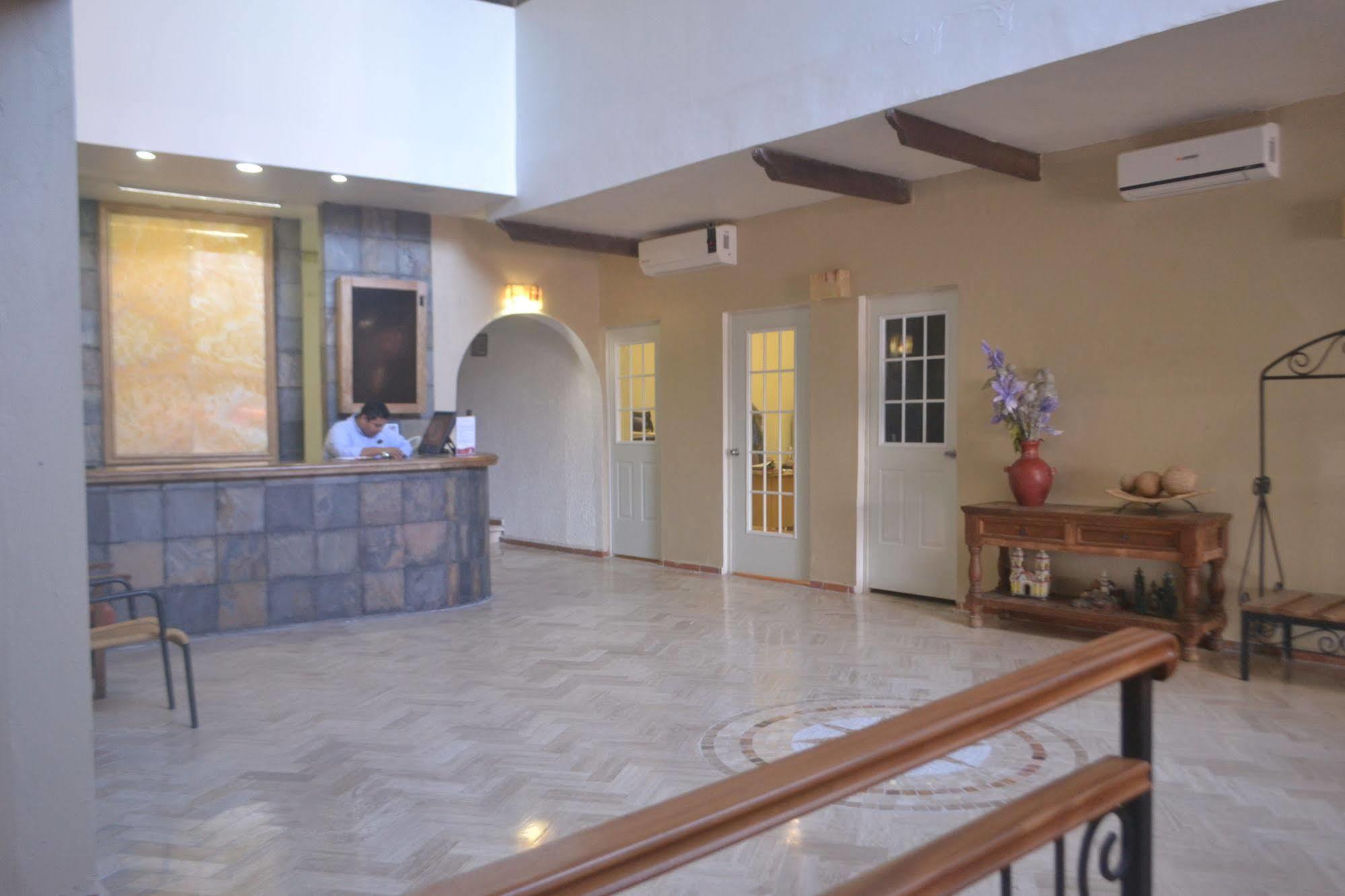 Hotel Plaza Independencia Villahermosa Ngoại thất bức ảnh